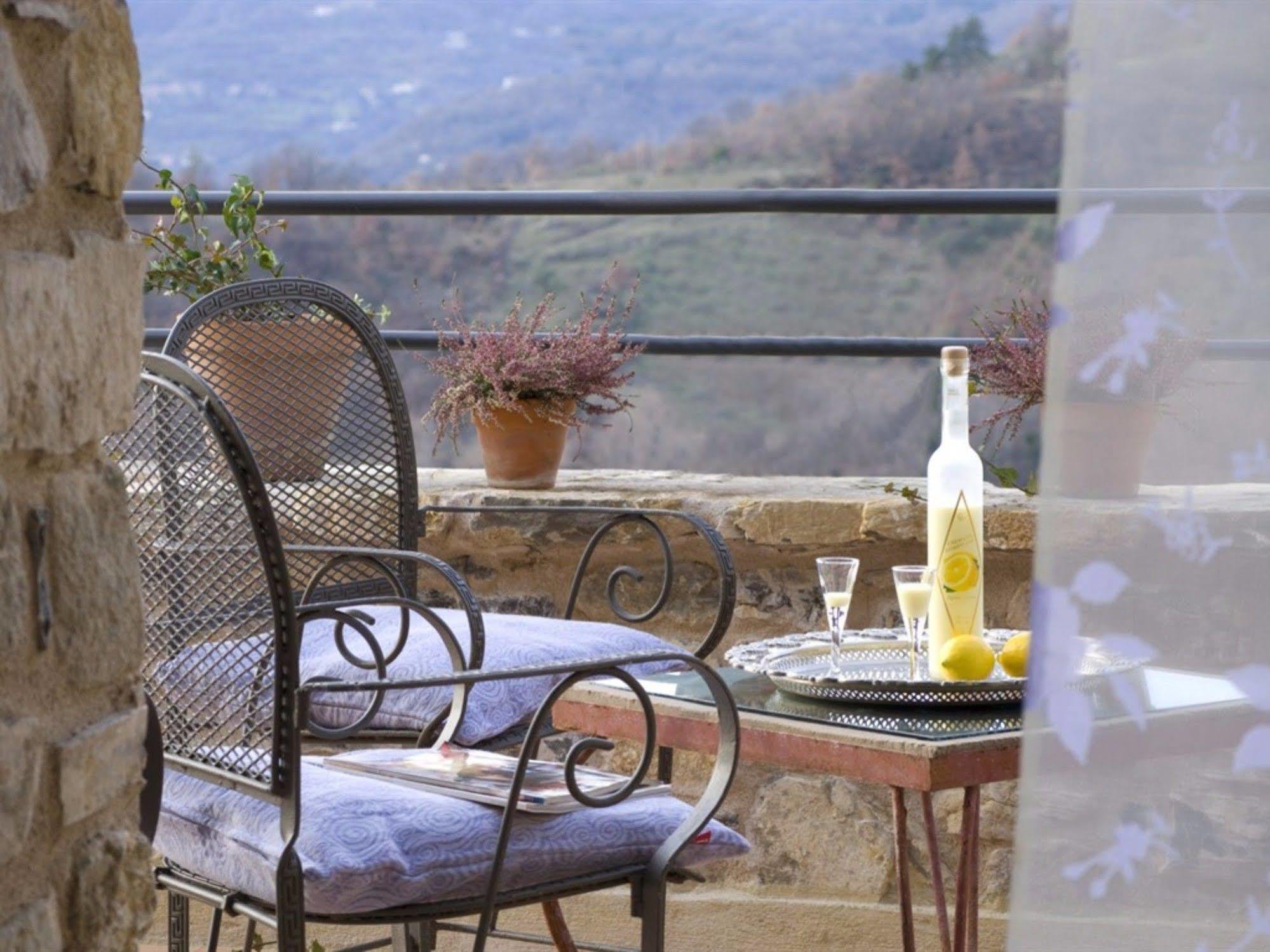 Hotel Podere Conti Filattiera Εξωτερικό φωτογραφία