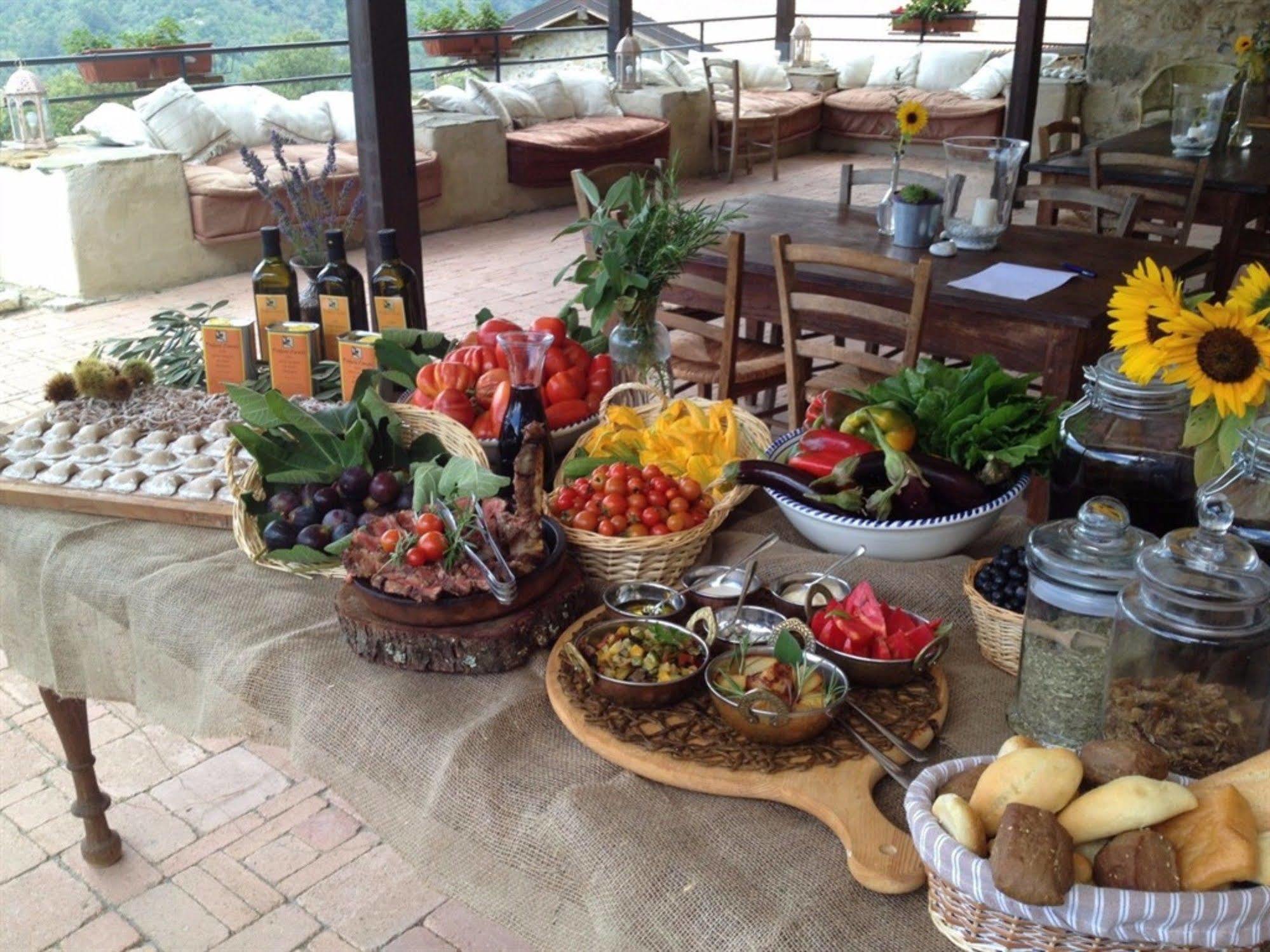 Hotel Podere Conti Filattiera Εξωτερικό φωτογραφία